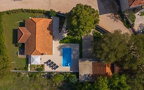 Experience Village Life - Jokini Dvori With Private Pool